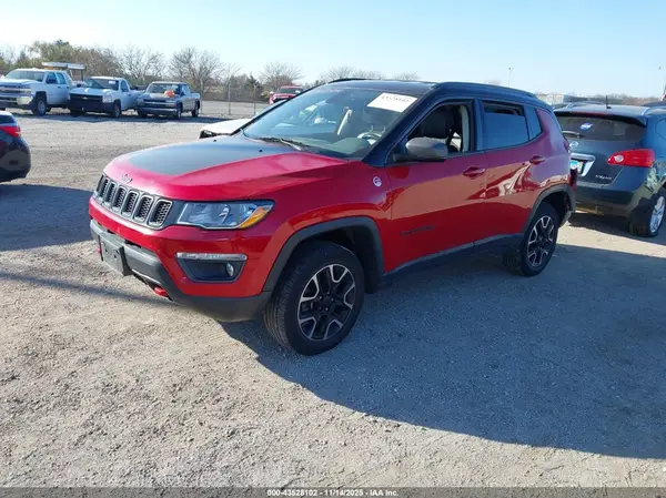 3C4NJDDB2LT189523 2020 JEEP COMPASS - Image 2