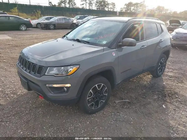 3C4NJDDB2MT548144 2021 JEEP COMPASS - Image 2