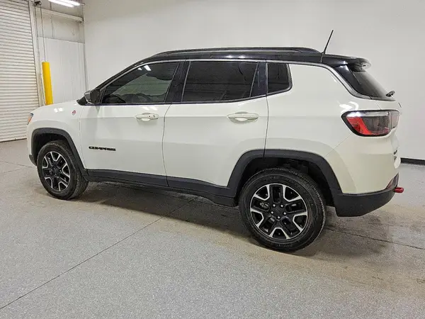 3C4NJDDB2MT561346 2021 JEEP COMPASS - Image 2