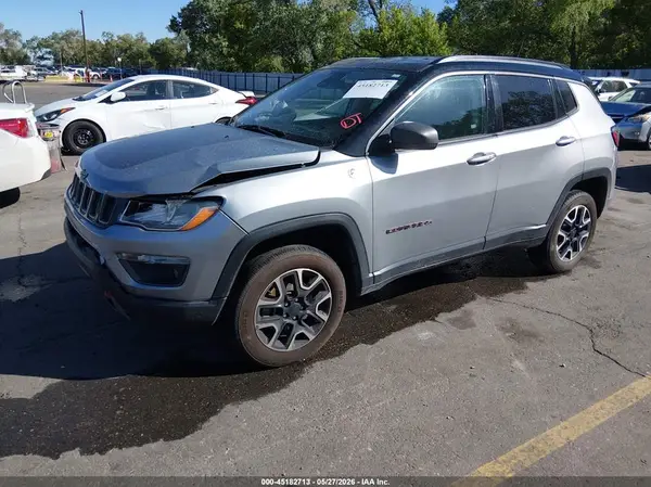 3C4NJDDB2MT564831 2021 JEEP COMPASS - Image 2