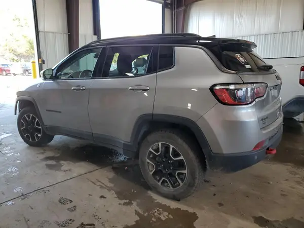 3C4NJDDB2MT565008 2021 JEEP COMPASS - Image 2