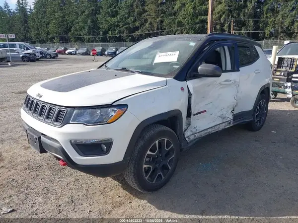 3C4NJDDB2MT589180 2021 JEEP COMPASS - Image 2
