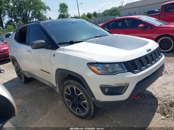 3C4NJDDB2MT590314 2021 JEEP COMPASS - Image 1