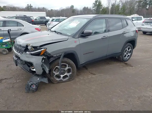 3C4NJDDB2NT105820 2022 JEEP COMPASS - Image 2