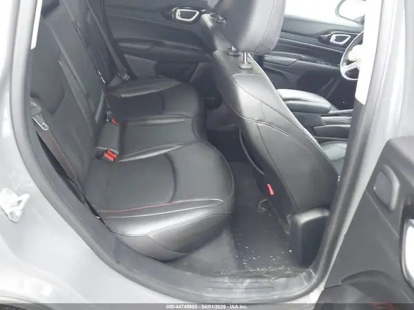 3C4NJDDB2NT105820 2022 JEEP COMPASS - Image 8
