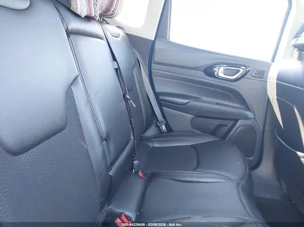 3C4NJDDB2NT110919 2022 JEEP COMPASS - Image 8