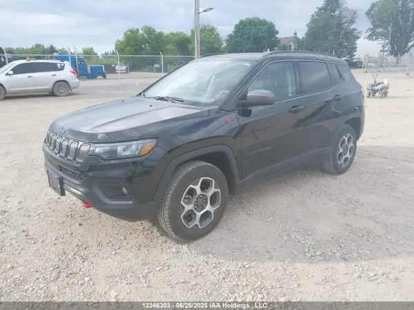 3C4NJDDB2NT118731 2022 JEEP COMPASS - Image 2