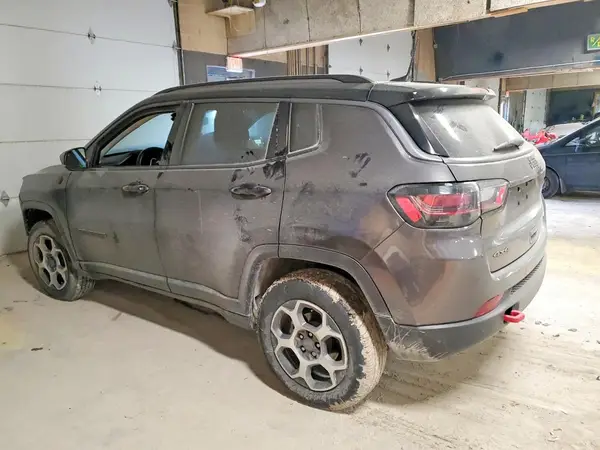 3C4NJDDB2NT153415 2022 JEEP COMPASS - Image 2