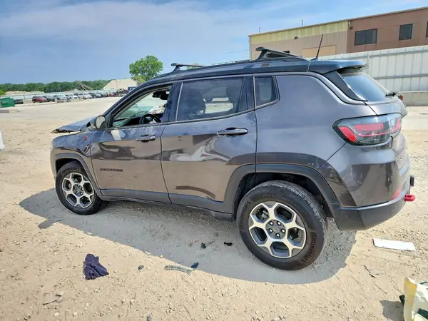 3C4NJDDB2NT156931 2022 JEEP COMPASS - Image 2