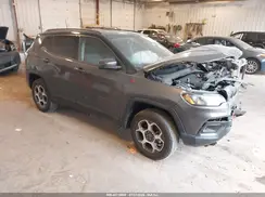 3C4NJDDB2NT186429 2022 JEEP COMPASS