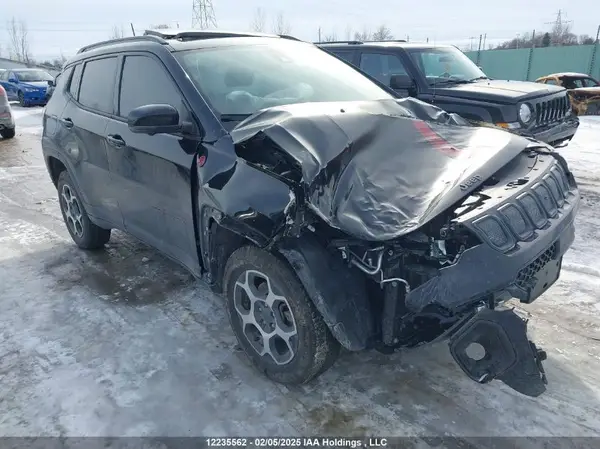 3C4NJDDB2NT220501 2022 JEEP COMPASS - Image 1
