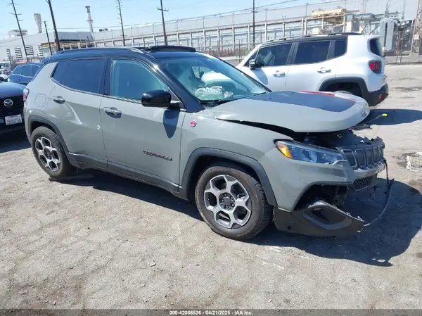 3C4NJDDB2NT224046 2022 JEEP COMPASS - Image 1