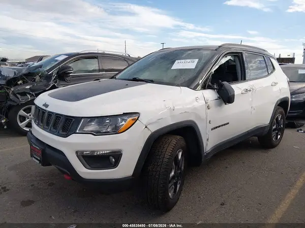 3C4NJDDB3HT631443 2017 JEEP COMPASS - Image 2