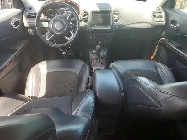 3C4NJDDB3HT646251 2017 JEEP COMPASS - Image 8