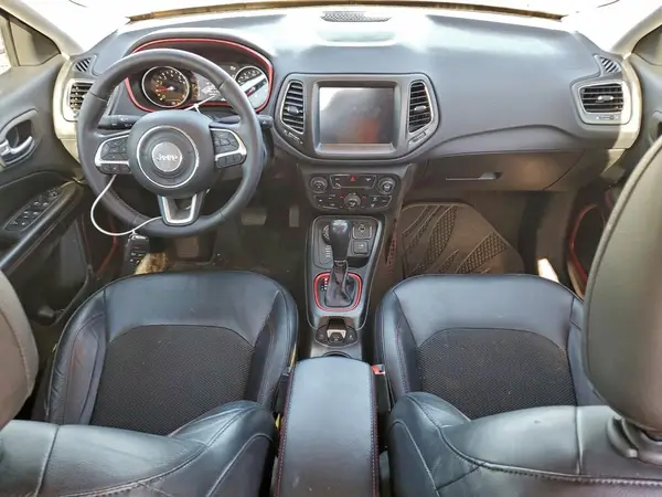3C4NJDDB3HT646962 2017 JEEP COMPASS - Image 8