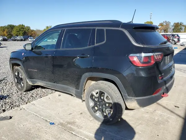 3C4NJDDB3HT666418 2017 JEEP COMPASS - Image 2