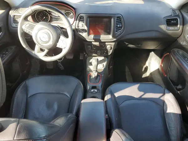 3C4NJDDB3HT666418 2017 JEEP COMPASS - Image 8