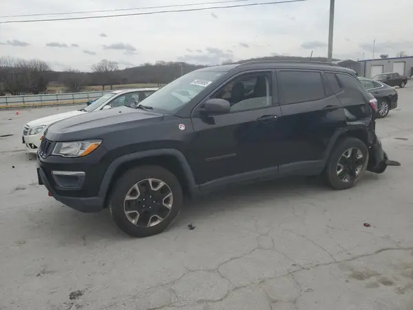 3C4NJDDB3JT114262 2018 JEEP COMPASS - Image 1