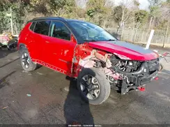 3C4NJDDB3JT116870 2018 JEEP COMPASS