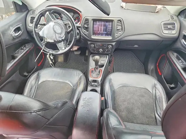 3C4NJDDB3JT129229 2018 JEEP COMPASS - Image 8