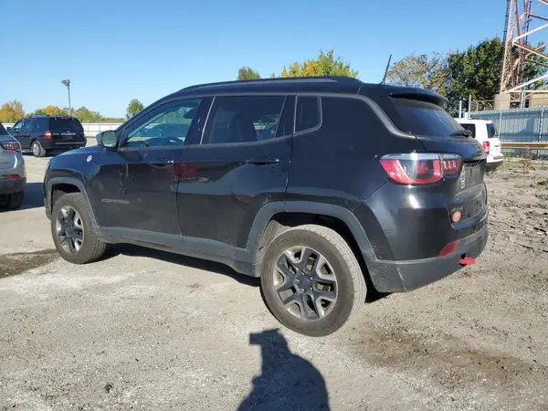 3C4NJDDB3JT129537 2018 JEEP COMPASS - Image 2