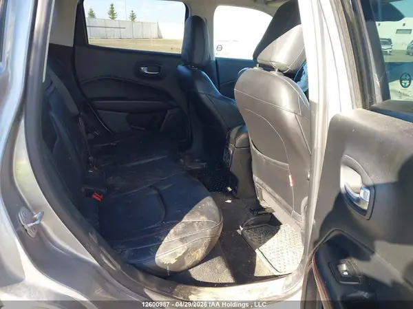 3C4NJDDB3JT130610 2018 JEEP COMPASS - Image 8
