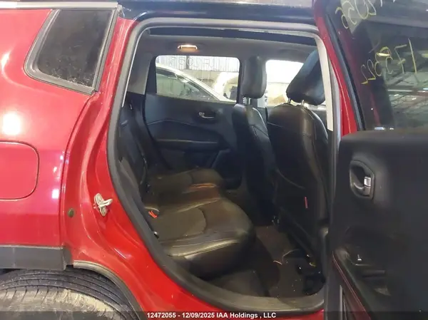 3C4NJDDB3JT175322 2018 JEEP COMPASS - Image 8