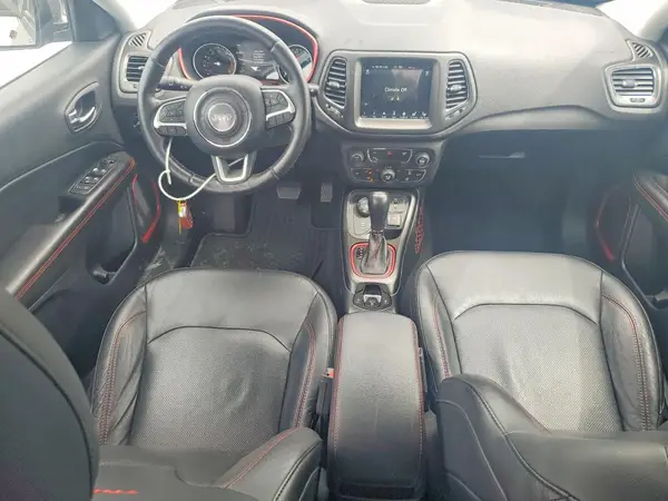 3C4NJDDB3JT201112 2018 JEEP COMPASS - Image 8