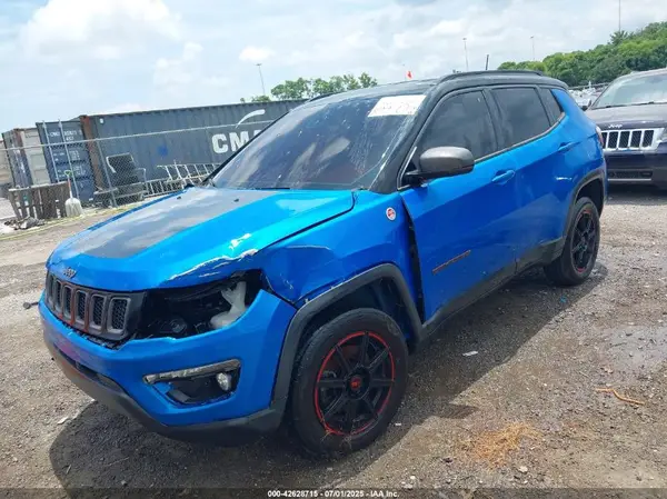 3C4NJDDB3JT212689 2018 JEEP COMPASS - Image 2