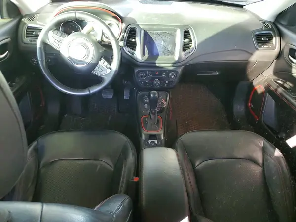 3C4NJDDB3JT231226 2018 JEEP COMPASS - Image 8