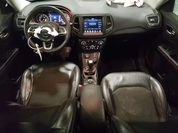3C4NJDDB3JT234532 2018 JEEP COMPASS - Image 8