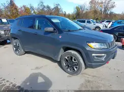 3C4NJDDB3JT367145 2018 JEEP COMPASS