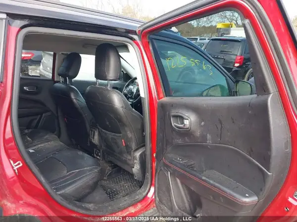 3C4NJDDB3JT417218 2018 JEEP COMPASS - Image 8