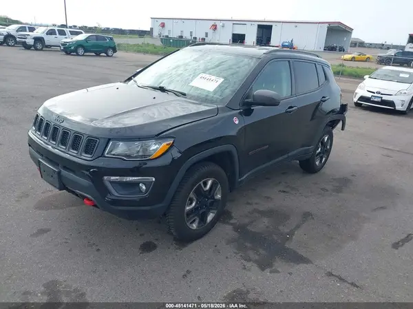 3C4NJDDB3JT419339 2018 JEEP COMPASS - Image 2