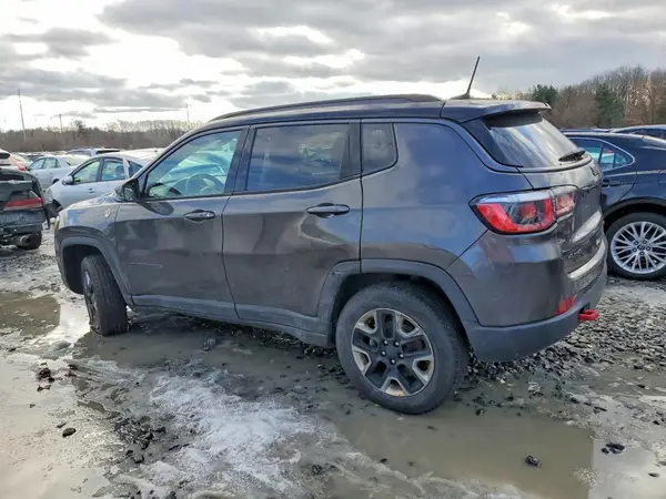 3C4NJDDB3JT441938 2018 JEEP COMPASS - Image 2
