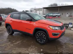 3C4NJDDB3JT457752 2018 JEEP COMPASS