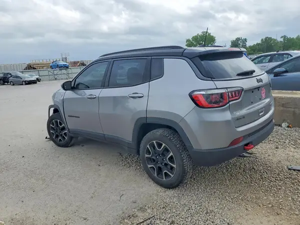 3C4NJDDB3JT485793 2018 JEEP COMPASS - Image 2