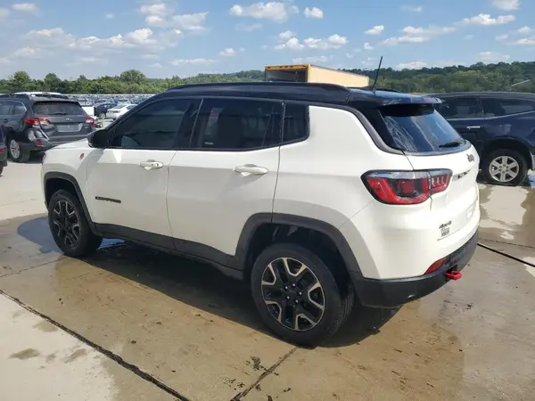 3C4NJDDB3KT617999 2019 JEEP COMPASS - Image 2