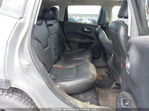 3C4NJDDB3KT661646 2019 JEEP COMPASS - Image 8