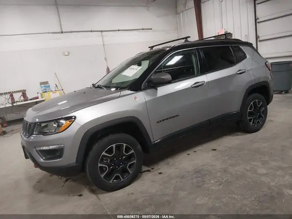 3C4NJDDB3KT665115 2019 JEEP COMPASS - Image 2