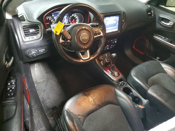 3C4NJDDB3KT667916 2019 JEEP COMPASS - Image 8