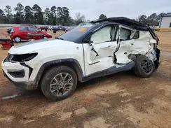 3C4NJDDB3KT669164 2019 JEEP COMPASS