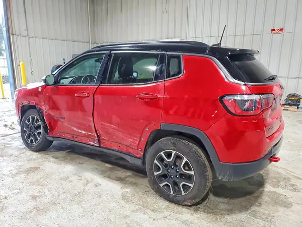 3C4NJDDB3KT670959 2019 JEEP COMPASS - Image 2