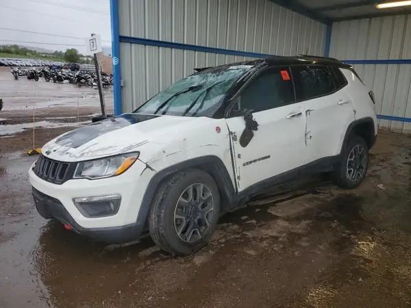 3C4NJDDB3KT671061 2019 JEEP COMPASS - Image 1