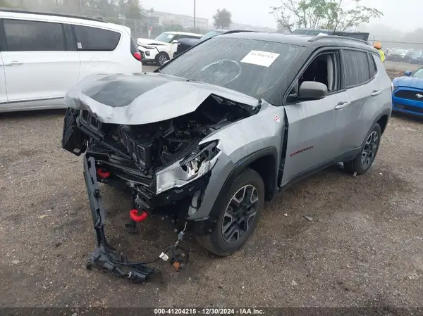 3C4NJDDB3KT671464 2019 JEEP COMPASS - Image 2
