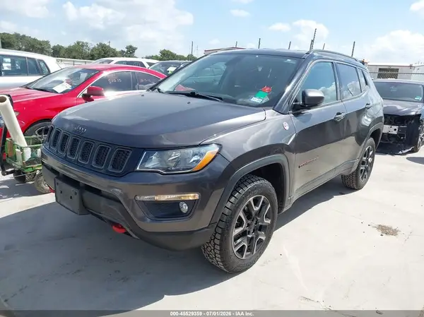 3C4NJDDB3KT721540 2019 JEEP COMPASS - Image 2