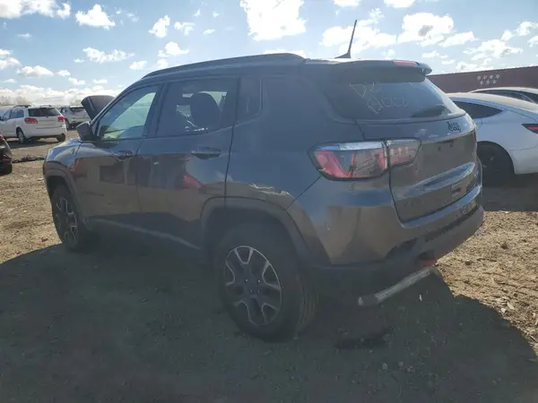 3C4NJDDB3KT737012 2019 JEEP COMPASS - Image 2