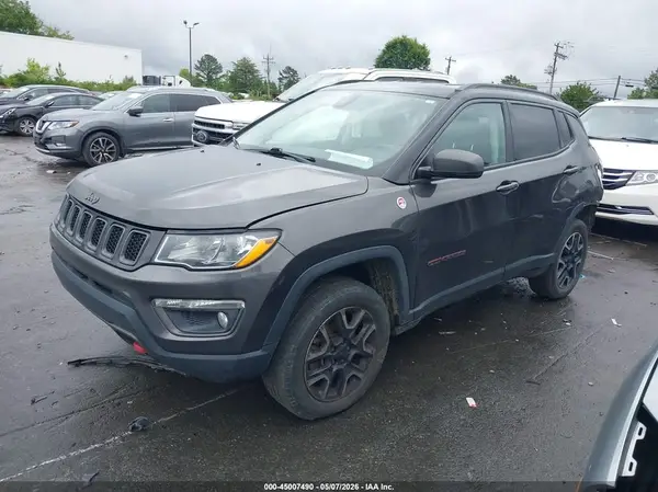 3C4NJDDB3KT744753 2019 JEEP COMPASS - Image 2
