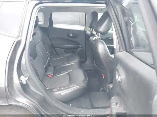 3C4NJDDB3KT744753 2019 JEEP COMPASS - Image 8