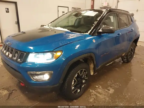 3C4NJDDB3KT763190 2019 JEEP COMPASS - Image 2